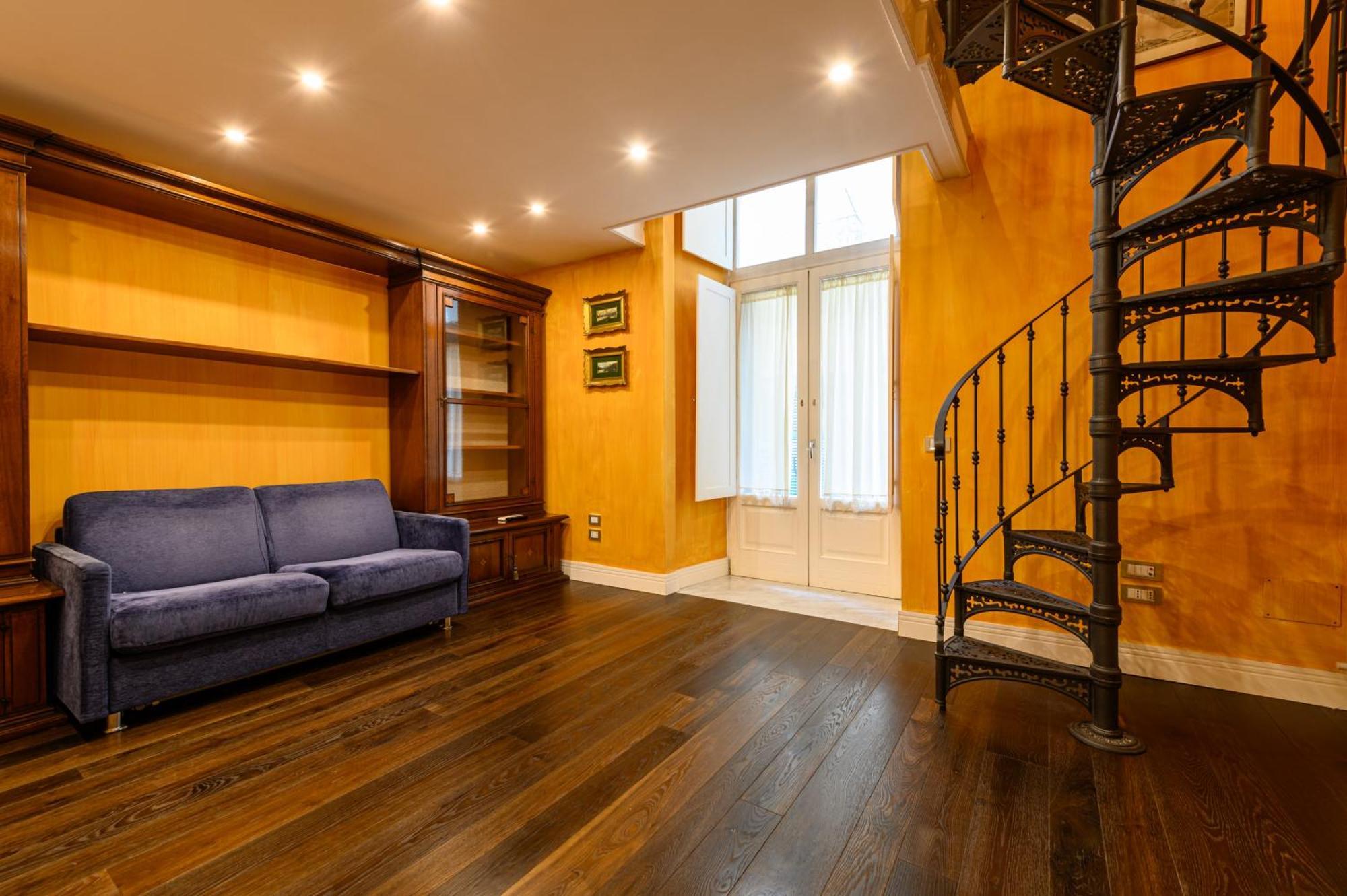 Appartement Via Carlo De Cesare 15 *