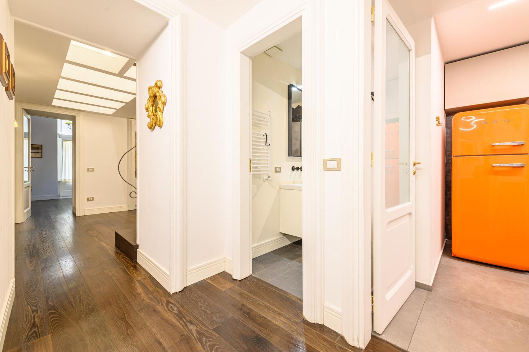 Apartment Via Carlo De Cesare 15 *